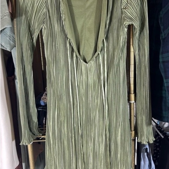 Hello Molly Sage Long Sleeve Dress - Picture 3 of 4